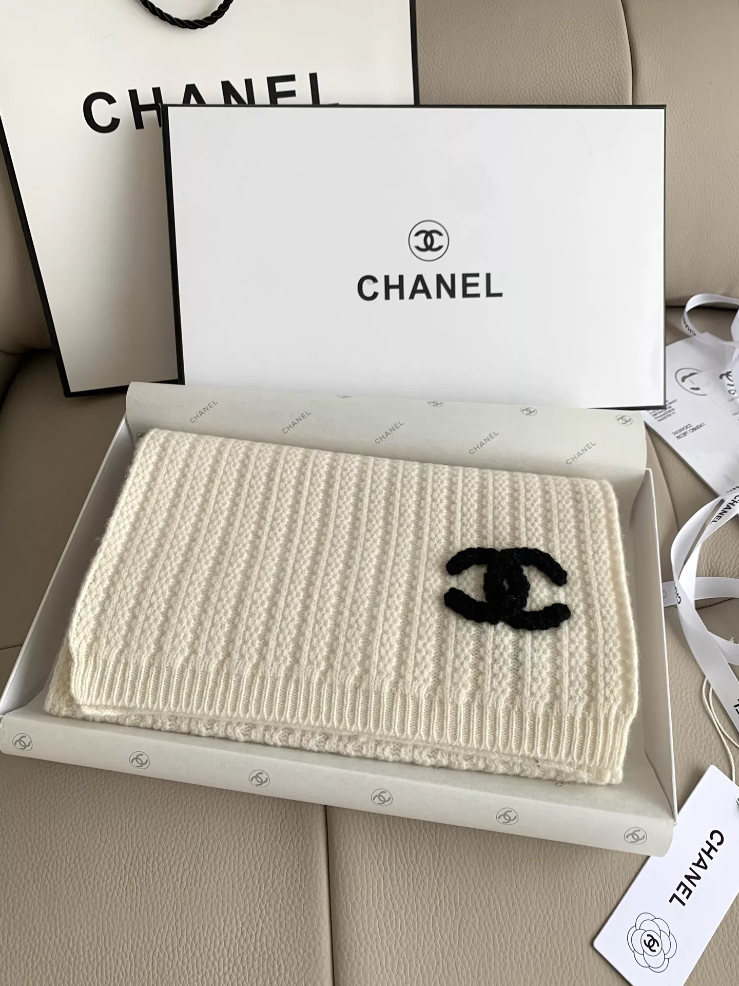 chanel echapres pour femme s_12b064a1